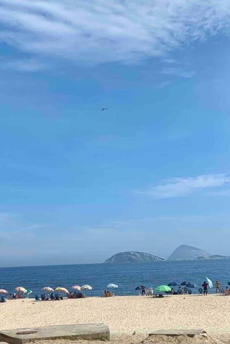 Em Ipanema A Menos De 3 Minutos A Pe Da Apartamento